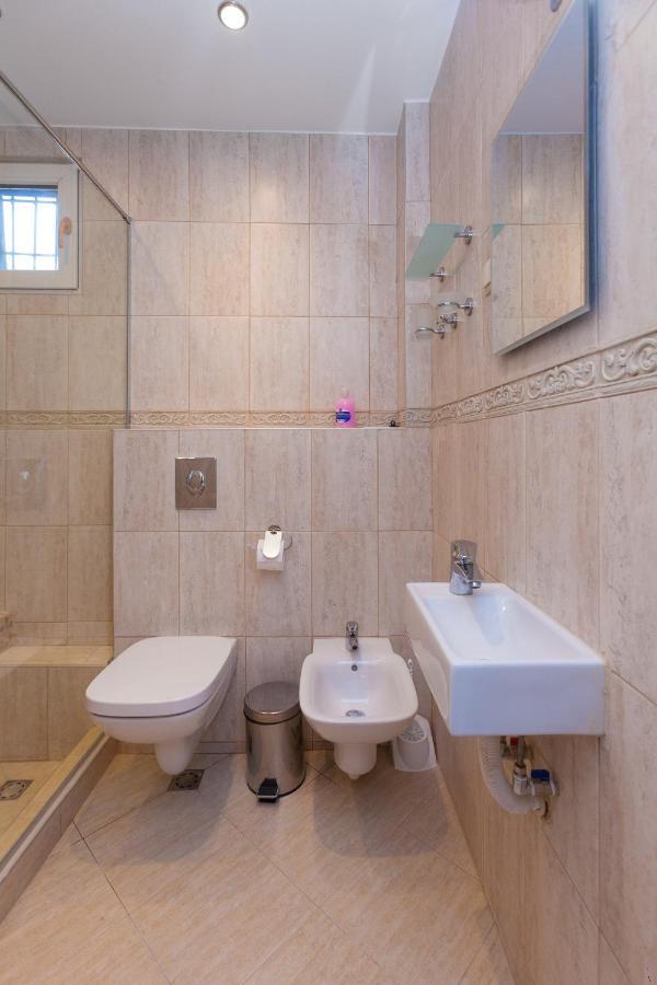 Central Beach Guest Rooms Burgas Ngoại thất bức ảnh