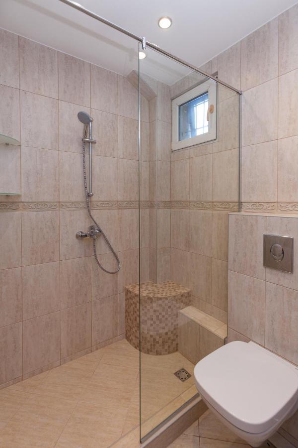 Central Beach Guest Rooms Burgas Ngoại thất bức ảnh