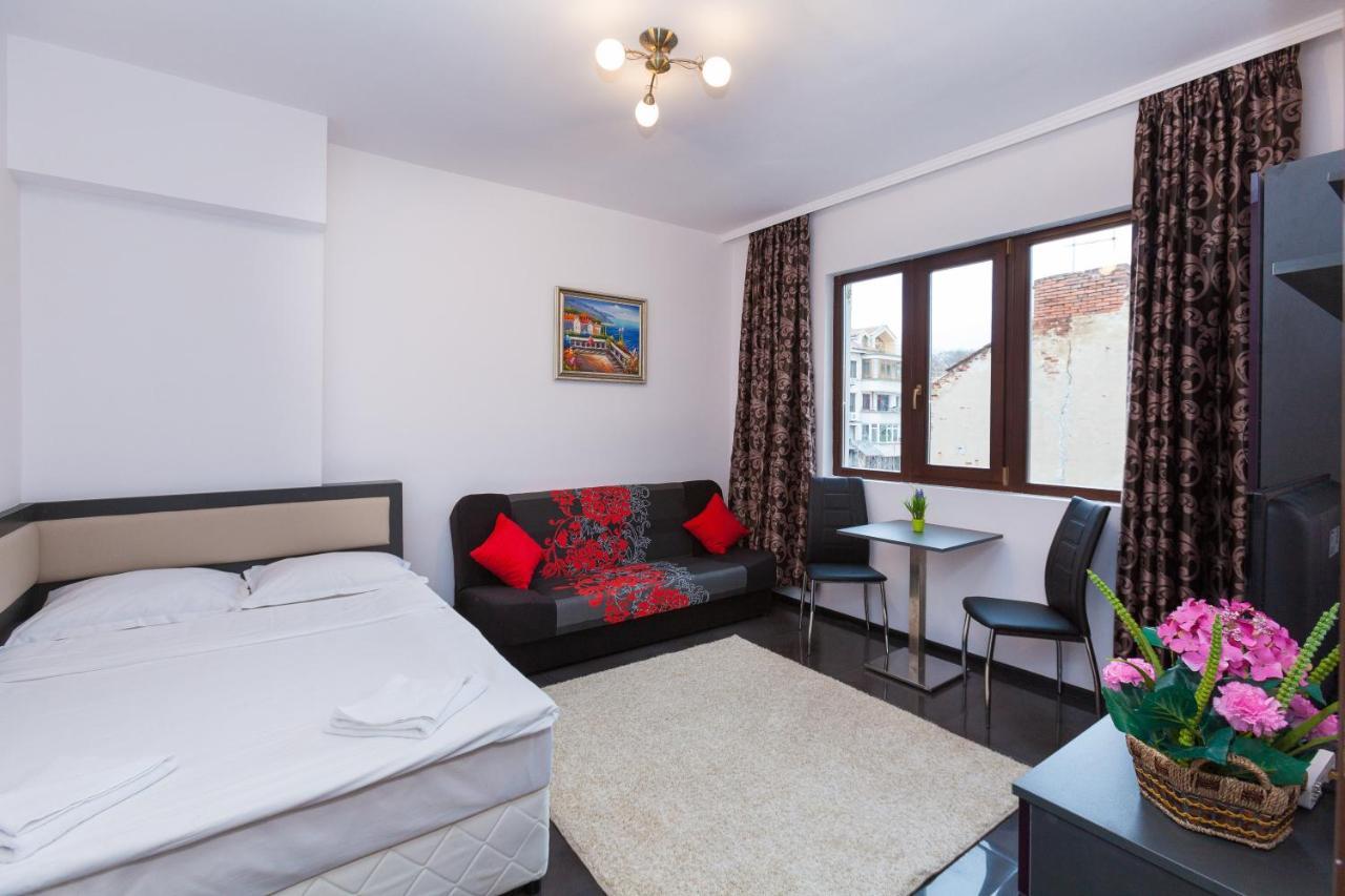 Central Beach Guest Rooms Burgas Ngoại thất bức ảnh
