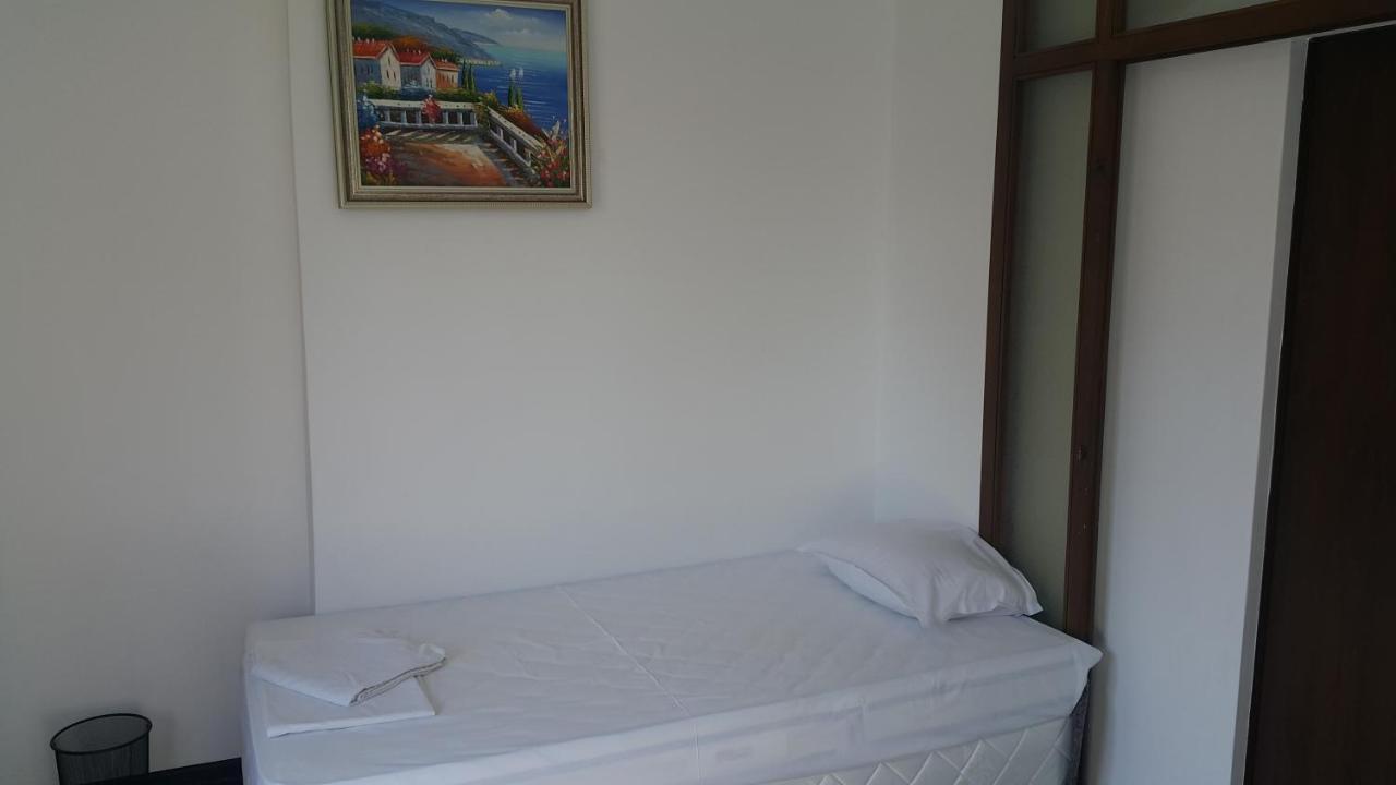 Central Beach Guest Rooms Burgas Ngoại thất bức ảnh